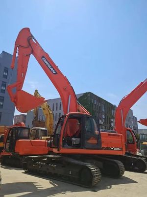 Maximaal graafradius 10705 mm 110 kw Goede staat Doosan DX225 LC Crawler Digger Excavator