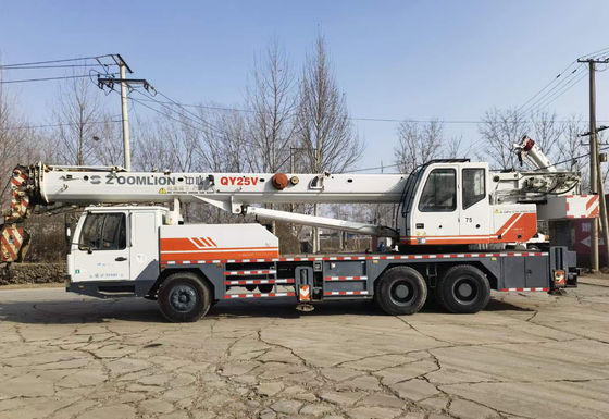 Zoomlion QY25V 25t gebruikte vrachtwagenkraan met hydraulische pomp in uitstekende staat