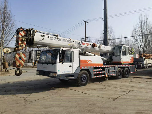 Max. Lifthoogte 42,3M Zoomlion QY25 mobiele vrachtwagen kraan tweedehands 25 ton kraan