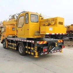 Chinese gebruikte vrachtwagenkraan 10 ton vrachtwagenkraan met hydraulische klep