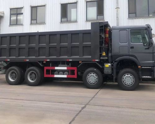 Gebruikt Howo 8x4 12 Wheeler 24 30 kubieke meter 35 ton 40 ton Tipper Truck Dumper Diesel Voor transport van zandsteen