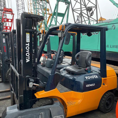 Japan Toyota 3,5 ton Diesel vorkheftruck Gebruikte vorkheftrucks met 2001-4000 werkuren