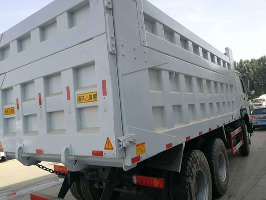 Segment Zware vrachtwagens SINOTRUCK HOWO 6x4 dumper truck en op verzoek van de klant