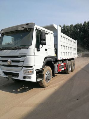 Segment Zware vrachtwagens SINOTRUCK HOWO 6x4 dumper truck en op verzoek van de klant