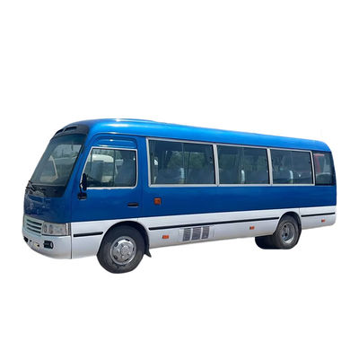 Nice Coaster Bus met motorcapaciteit 4L en Deisel Fuel 30 zitplaatsen Gebruikte Toyota Coaster Bussen
