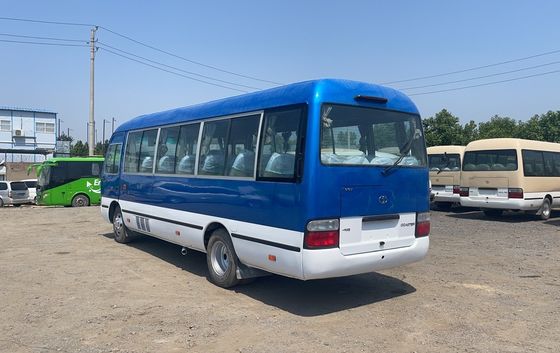 Nice Coaster Bus met motorcapaciteit 4L en Deisel Fuel 30 zitplaatsen Gebruikte Toyota Coaster Bussen