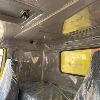 Gebruikte HOWO 8*4 Zware dumptruck tipper truck dumper 12.00R20 18PR in LHD SINO