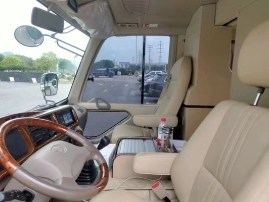 30 zitplaatsen Toyota Coaster Bus met handgeschakelde transmissie en Euro 3 emissie standaard