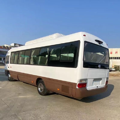 Linksrijden 30 zitplaatsen Toyota Coaster Bus met klant vereiste