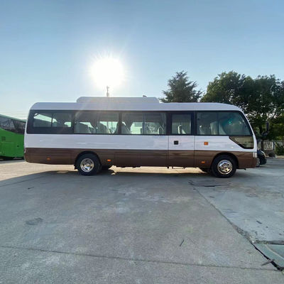 Linksrijden 30 zitplaatsen Toyota Coaster Bus met klant vereiste