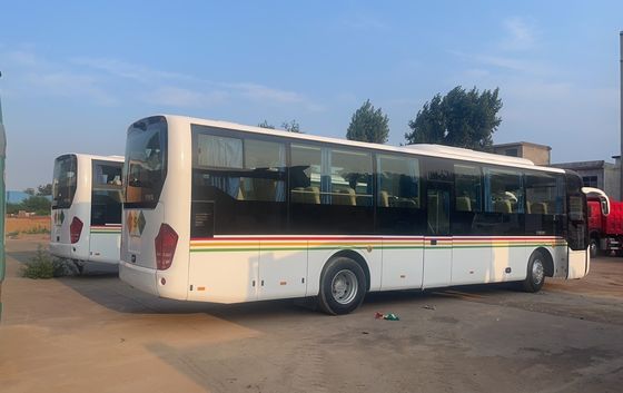 62 zitplaatsen Hoog gerenoveerde luxe busbus met dieselmotor en handgeschakelde transmissie