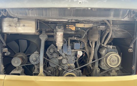 Euro 3 emissienorm 65 zitplaatsen coachbus met verbouwing en 8L motorcapaciteit