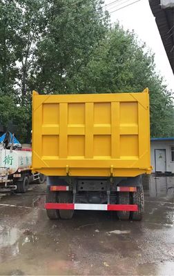 SINOTRUCK Gebruikte 6x4 30 ton 375 pk 371 pk Howo zware dump tipper truck voor zand en steen