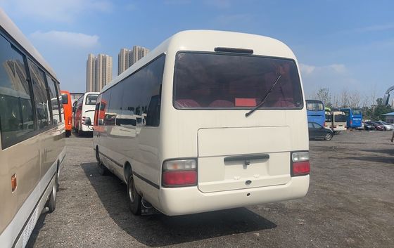 Goed in stand 30 zitplaatsen gebruikte Toyota Coaster Bus met G.V.W 5900kg en EURO 3 Emissio