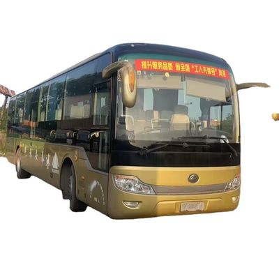 65 zitplaatsen coach bus perfect gerenoveerd met handgeschakelde versnellingsbak en geweldige deals