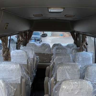 Gebruikte Toyota Coaster Bus met 3300 mm wielbasis en 30 zitplaatsen