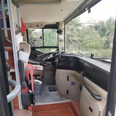 2015 Jaar 59 zitplaatsen Luxe Touring Bus met motorcapaciteit 8L en Max. Paardenkracht 375 pk
