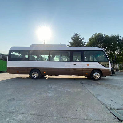 Maximale snelheid 100 km/u 30 zitplaatsen Dieselbus Coaster Bus met geavanceerde technologie
