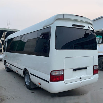 30 zitplaatsen LHD gebruikte achtbaanbus met 9.00R20 band en dieselmotor in goede staat