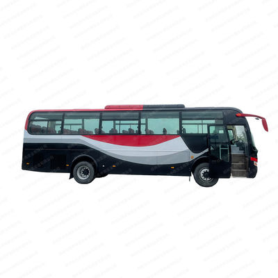 57 zitplaatsen Gebruikte bussen Goed gerenoveerd Op maat gemaakte bus met 10990*2500*3670mm Grootte