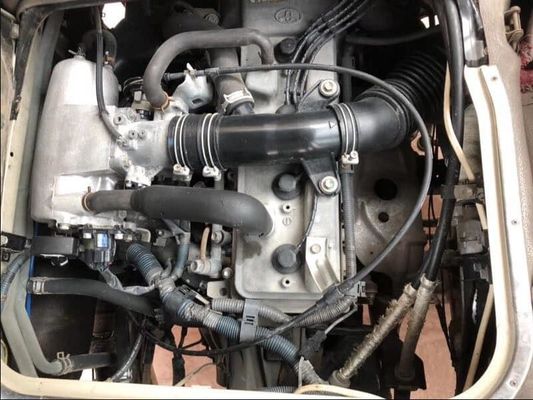 Maximaal koppel 340Nm/rpm Diesel 29 zitplaatsen Gebruikte Toyota Coaster bussen met 300L olie tank