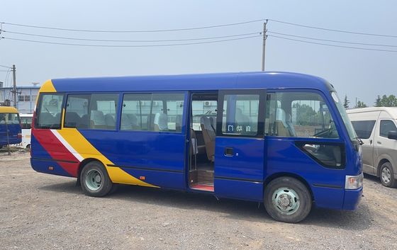 6900*2010*2600 goede staat LHD gebruikte brandstof type Diesel 30 zitplaatsen Toyota Coaster Bus