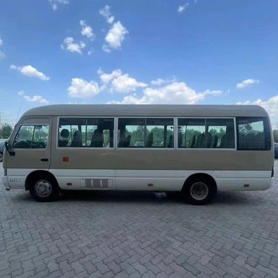 Ontwerp Toeristische luxe bus Euro 3 emissie standaard 30 zitplaatsen Diesel achtbaanbus