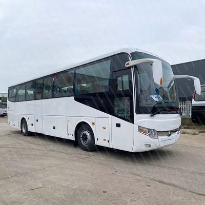 Gebruikte toeristenbussen met 50 zitplaatsen en voormotor voor betaalbare prijs