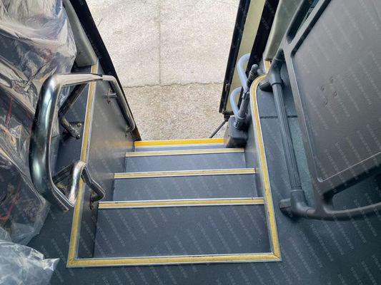 Gebruikte coachbus 50 zitplaatsen met goede conditie en 6300 mm wielbasis in LHD luxe design