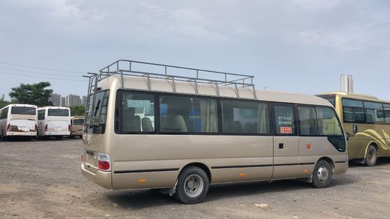 Gebruikte Toyota Coaster Bus in Japan 30 zitplaatsen met 1HZ motor en 9.00R20 banden